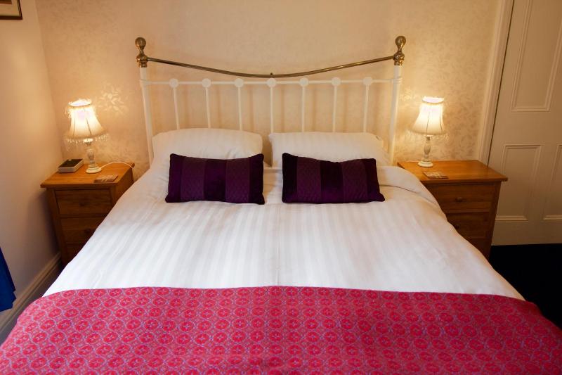 Double Room image 1
