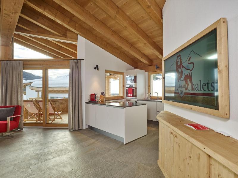 Chalet 4 image 4