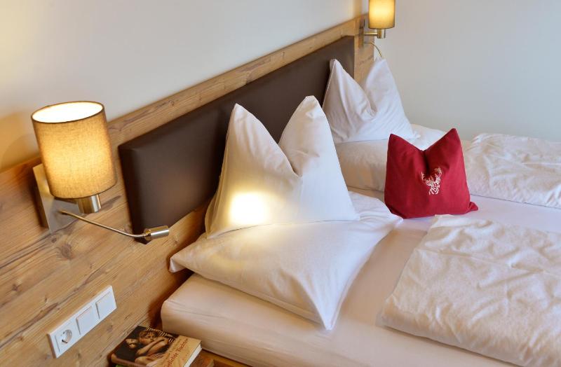Double Room image 2