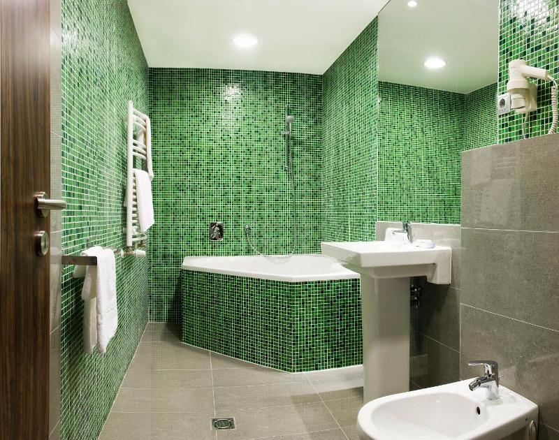 Suite with Balcony image 1