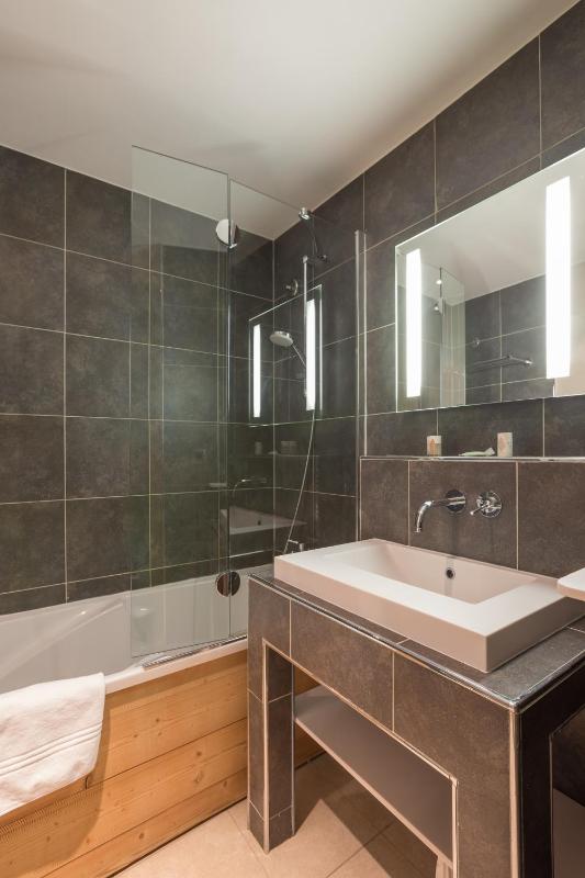 Two-Bedroom Duplex Apartment (8 People) image 3