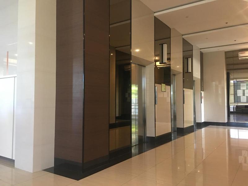 Centrio Tower Studio Unit  beside AYALA MALL -1-9 - image 4