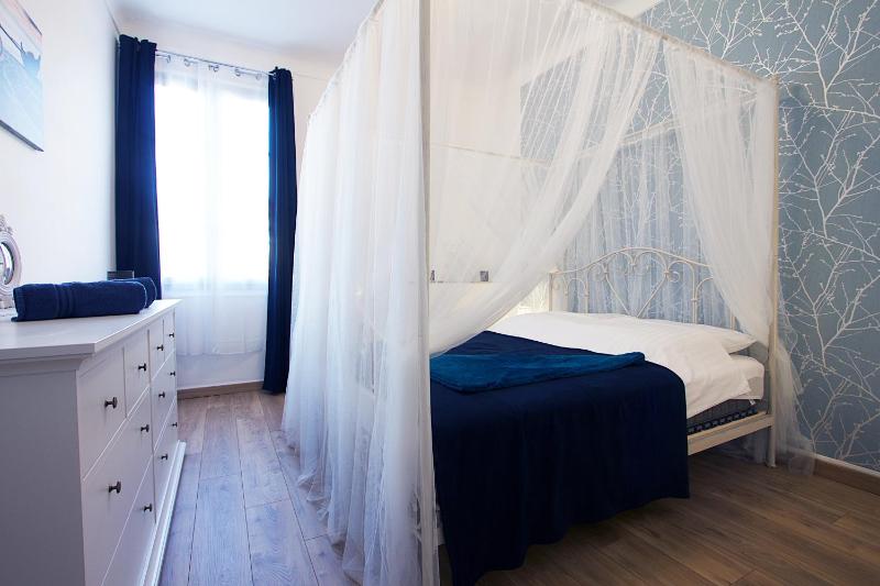 Le Calypso, 2-bedroom with A/C ! Images