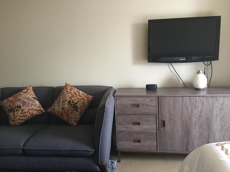 Centrio Tower Studio Unit  beside AYALA MALL -1-9 - image 2