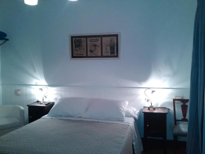 Double Room image 1