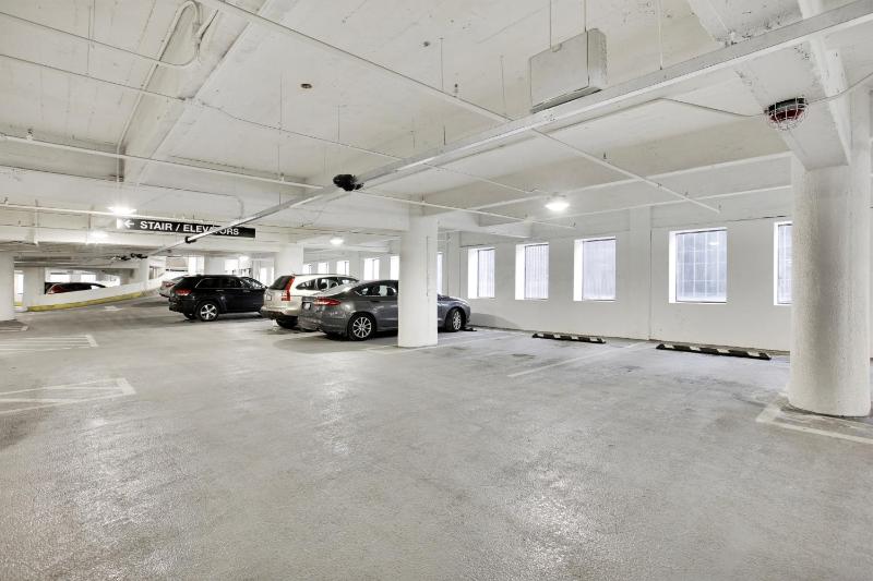 Etage Executive Living - image 44