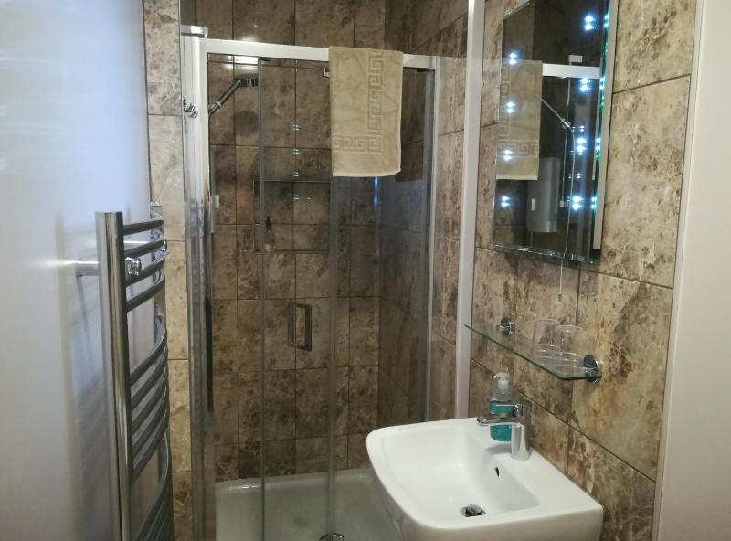 Superior Double Room image 2