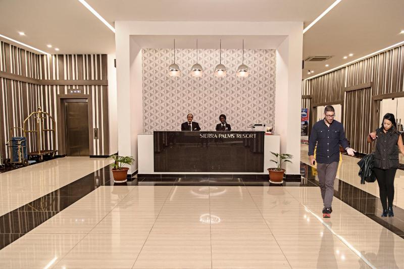 Sierra Palms Resort - image 11