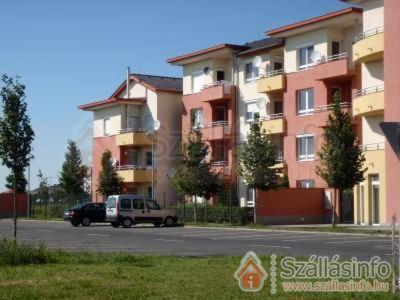 One-Bedroom Apartment image 1