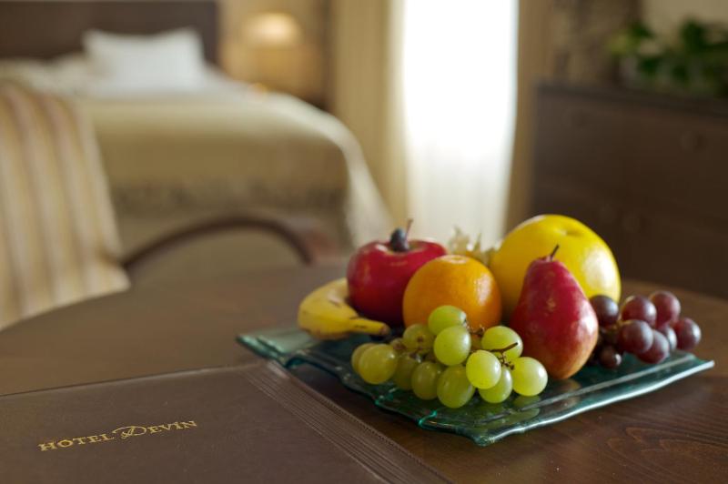 Premier Suite with River View image 1