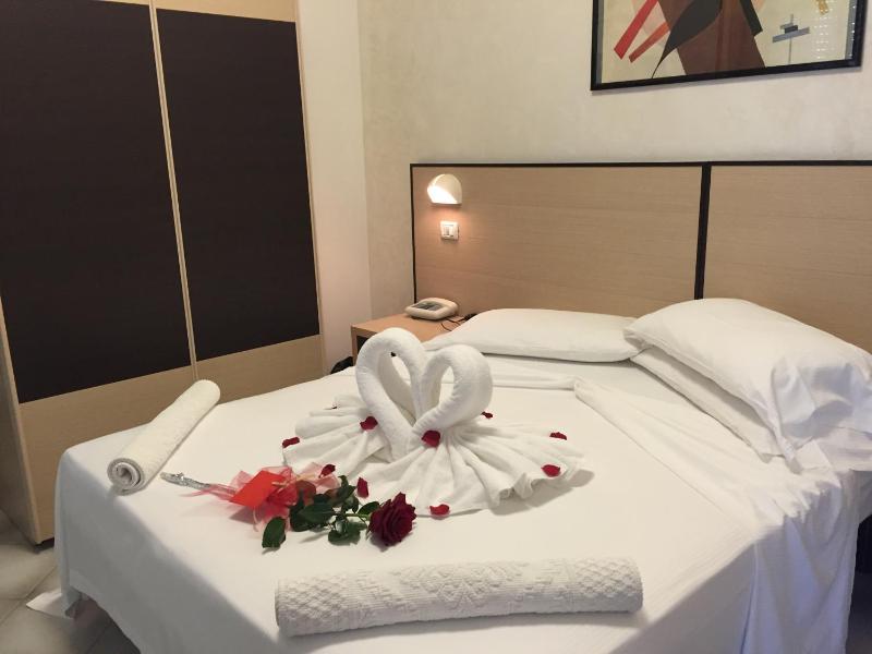 Double or Twin Room image 1