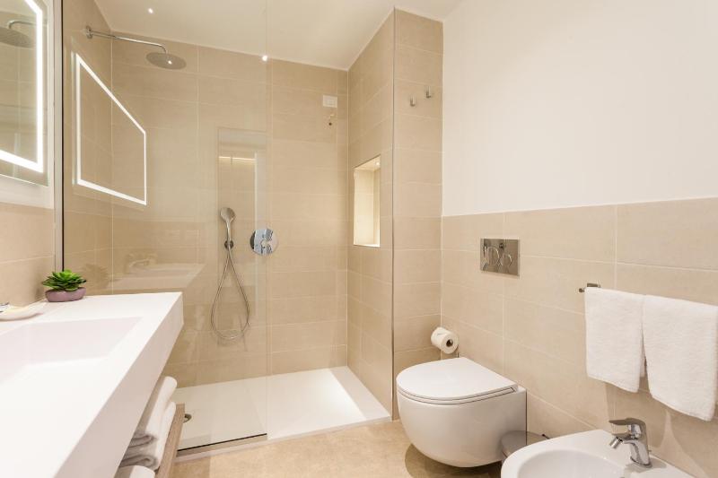 Chalet image 3