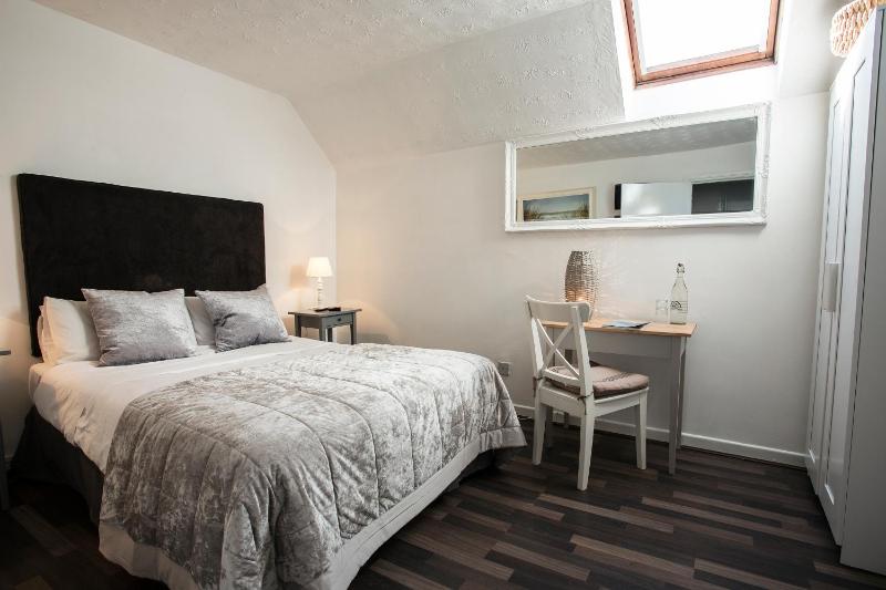 Standard Double Room image 1