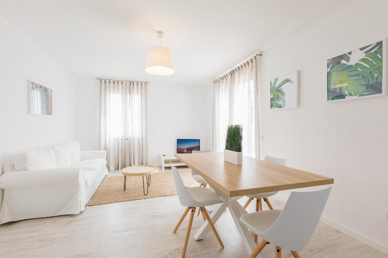 Two-Bedroom Apartment with Balcony image 3