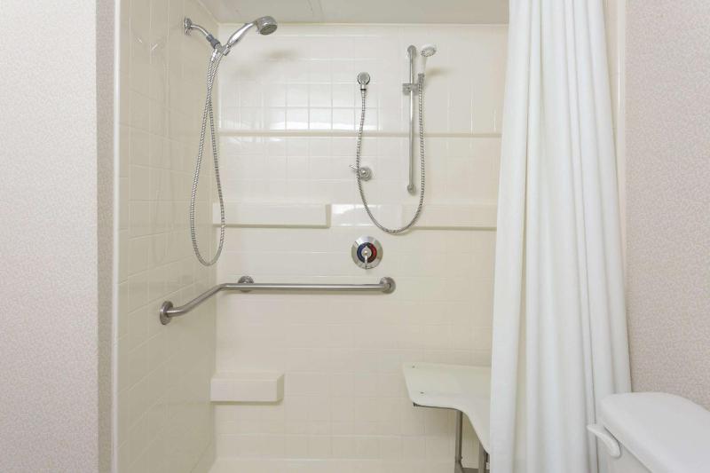 King Room - Disability Access/Non-Smoking image 2