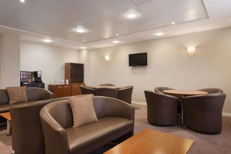 Executive Double Room - Non-Smoking image 2