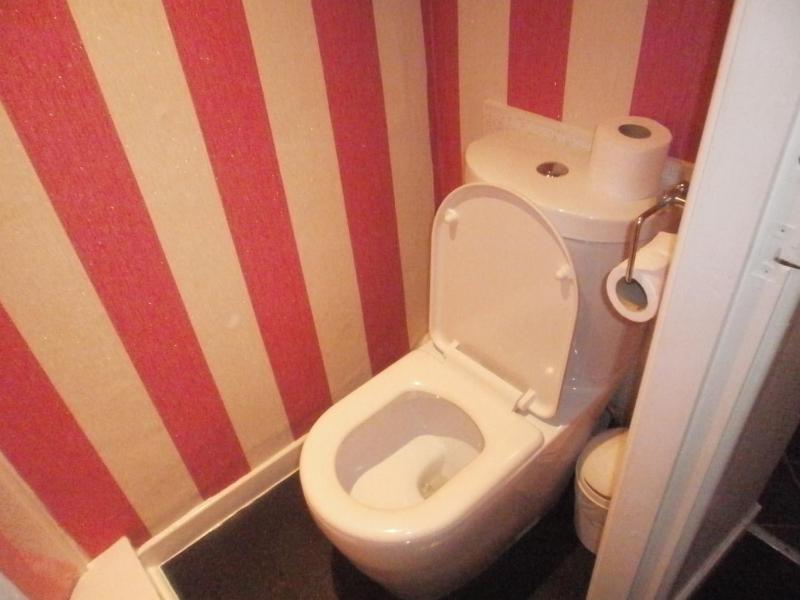Single Room with Shower image 2
