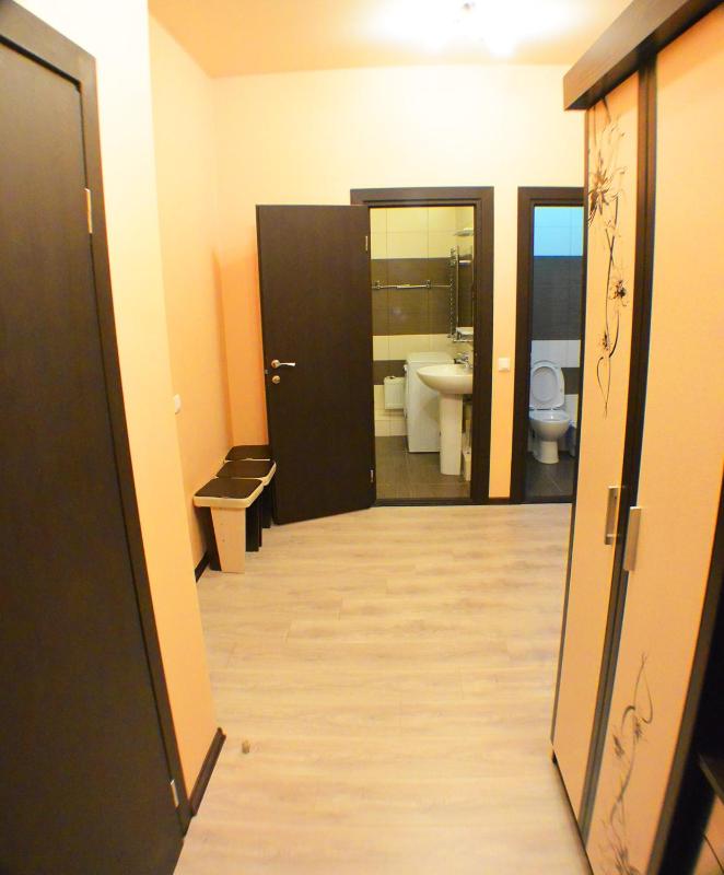 Apartment image 3
