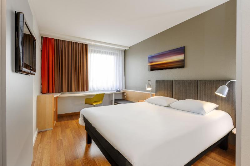 ibis Hotel Frankfurt Messe West - image 2