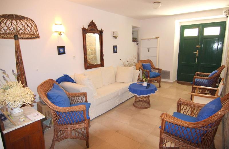 Room URSULA -Pag old town - image 7