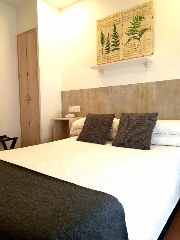 Single Room image 2