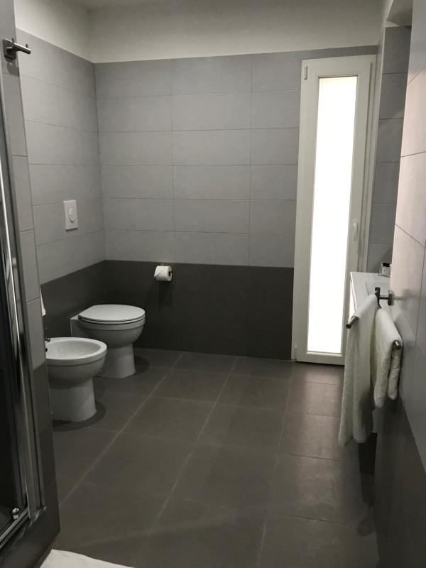 King Room image 2