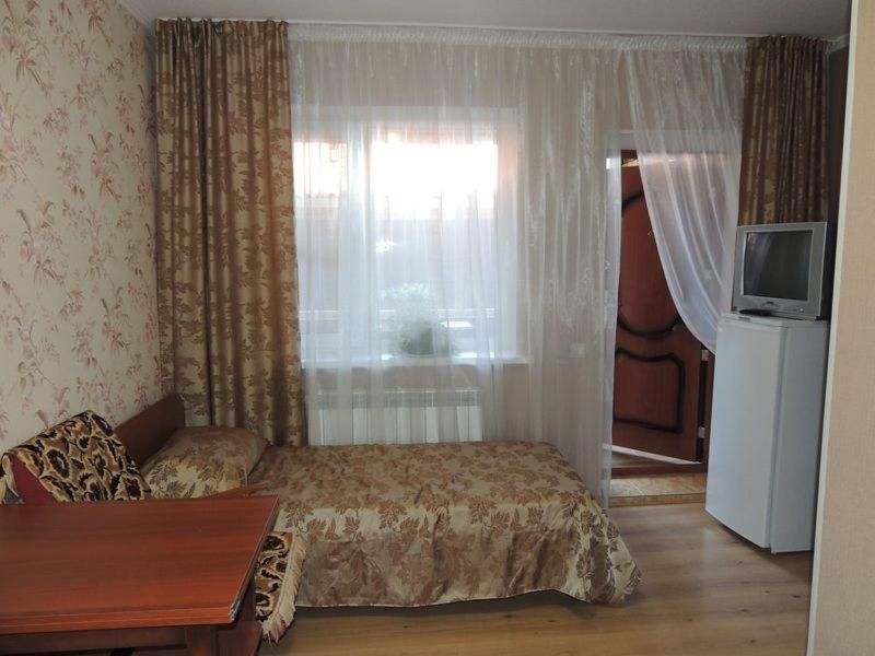 Luxury Triple Room image 2