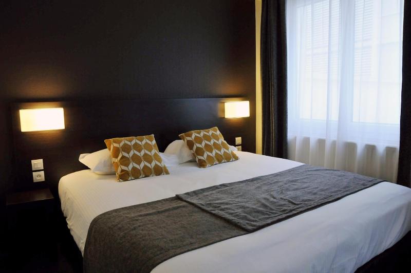 Privilege Double Room image 2
