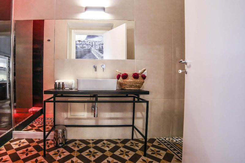 Family Affair Luxury Rooms&Suites - image 7