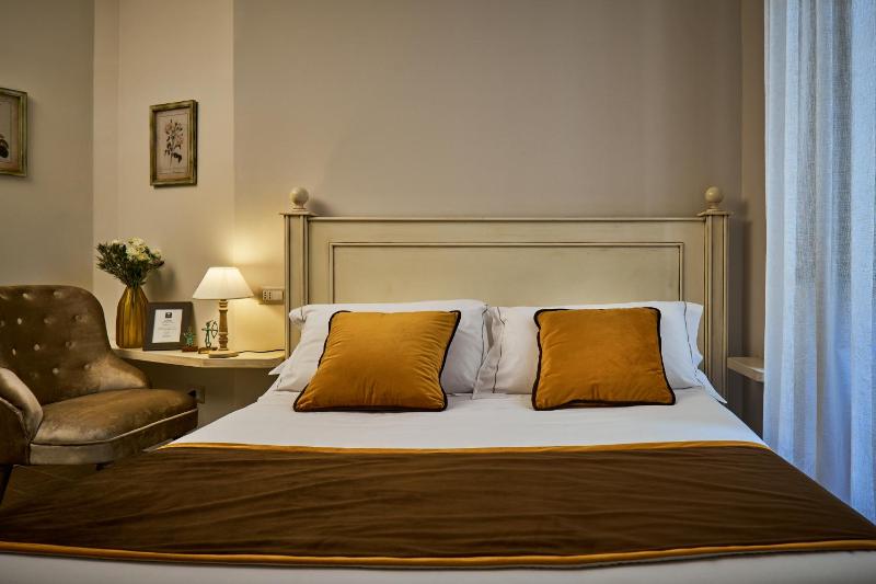 Double Room - Outbuilding image 2