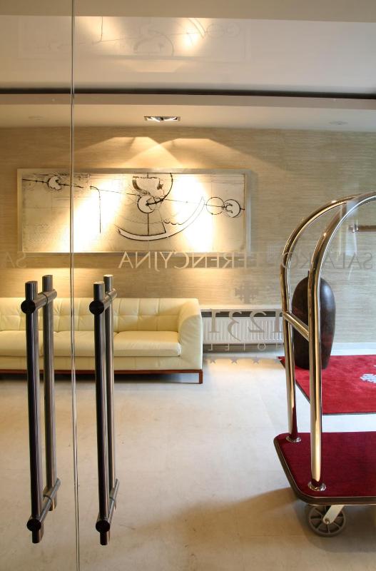 Hotel 1231 - image 37