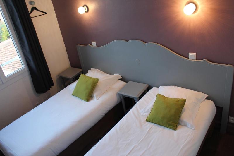 Comfort Twin Room image 1