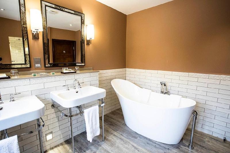 Junior Suite image 3