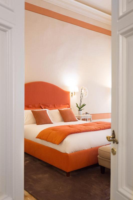 Superior Double Room image 4
