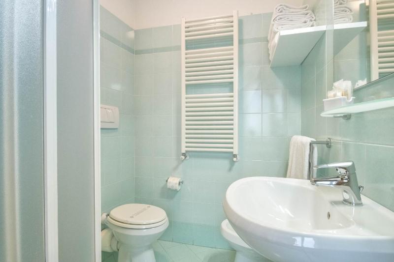 Triple Room image 4