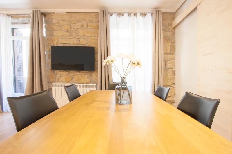 Gerezi - Basque Stay - image 2