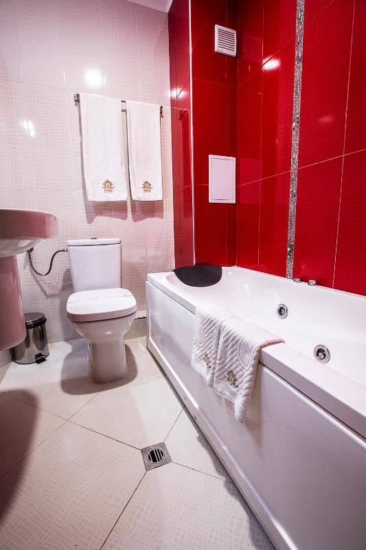Comfort Double Room with Bath image 3