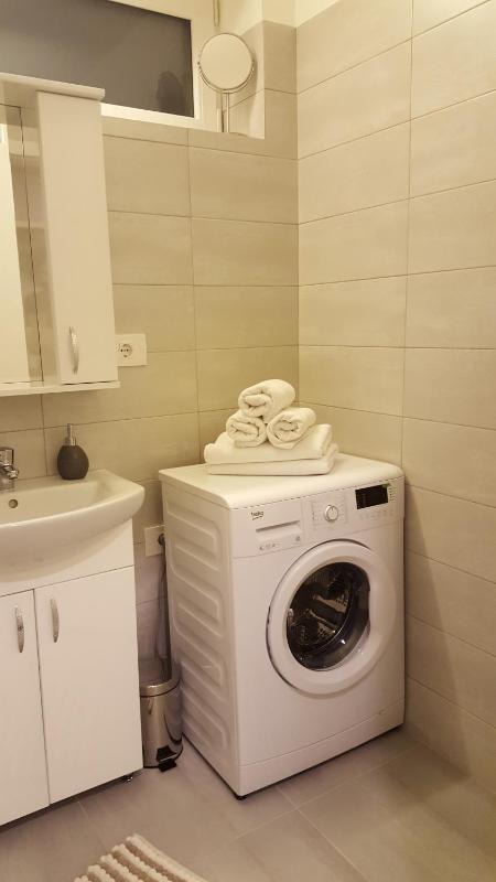 Apartament Schiller 58 - image 13
