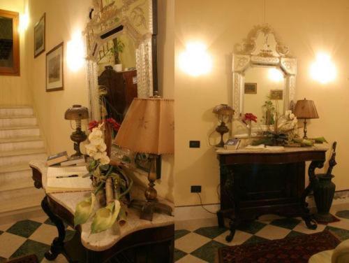 Three-Bedroom Apartment - San Marco 2743 image 3