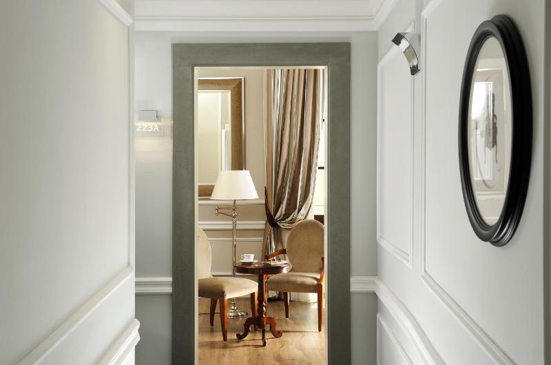 Prestige Superior Double Room  image 3