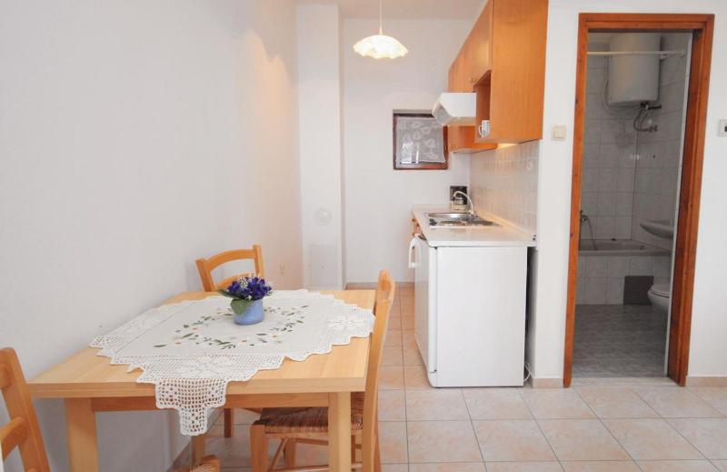 Studio with Terrace and Sea View image 2