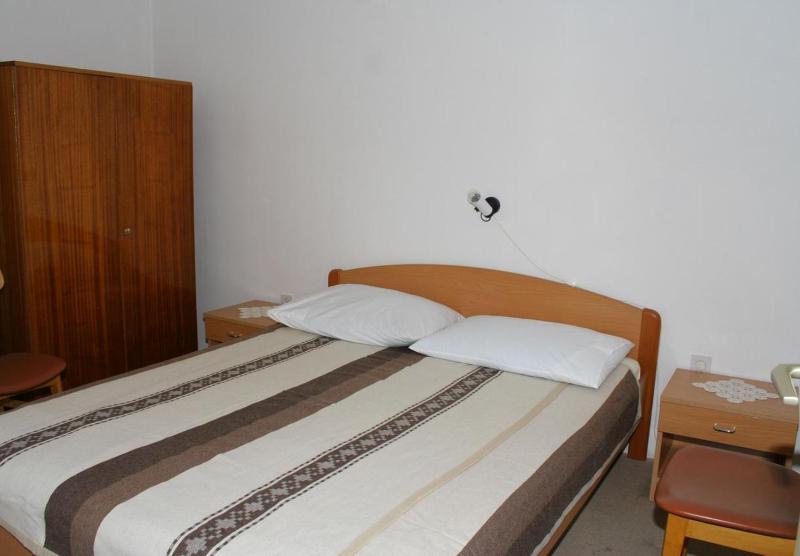 Two-Bedroom Apartment with Balcony image 1