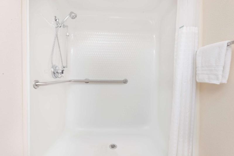 King Room - Disability Access/Non-Smoking