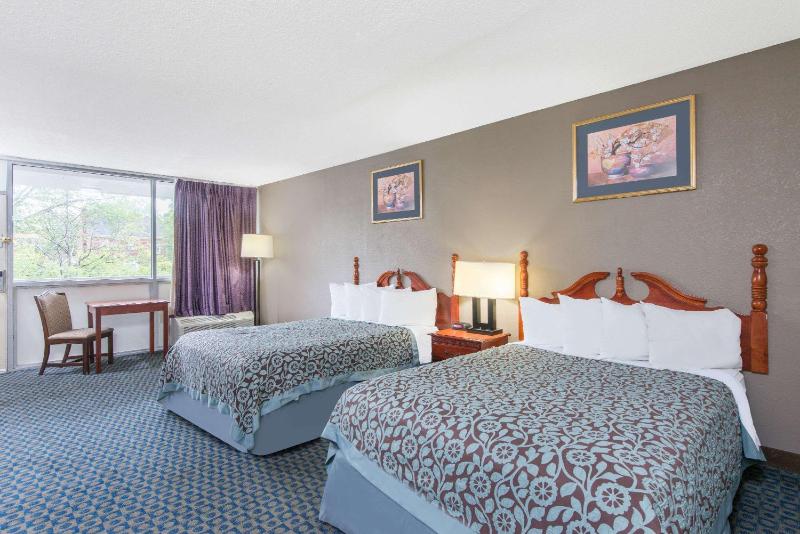 Double Room - Disability Access/Non-Smoking image 3
