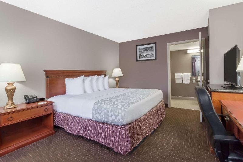 Days Inn by Wyndham St Augustine/Historic Downtown - image 35