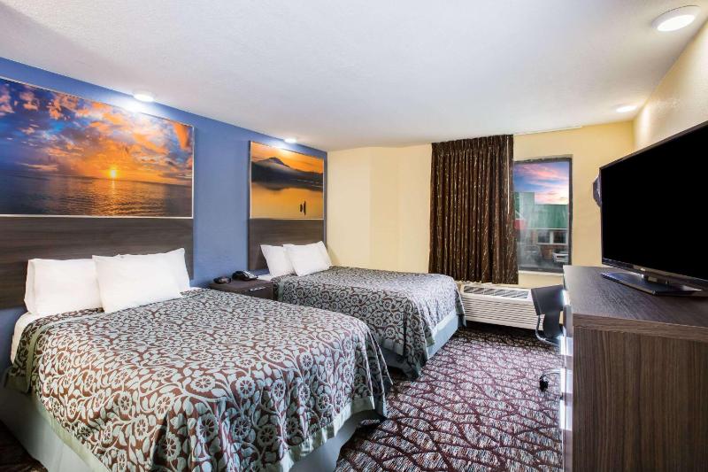 Double Room with Two Double Beds - Non-Smoking image 2