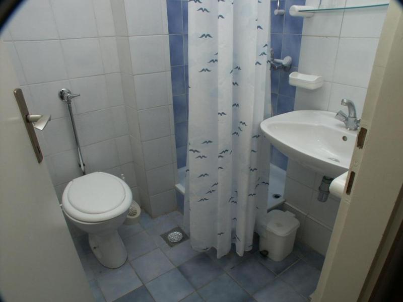 One-Bedroom Apartment with Terrace image 2
