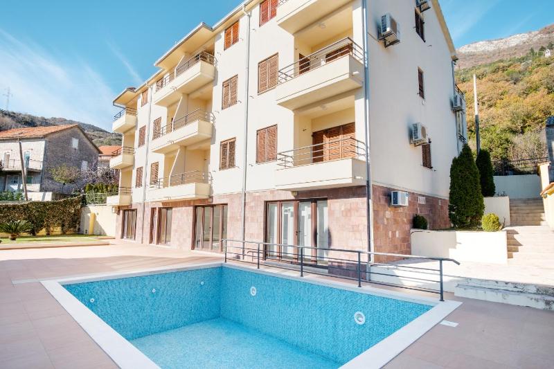 Apartment with Sea View image 3