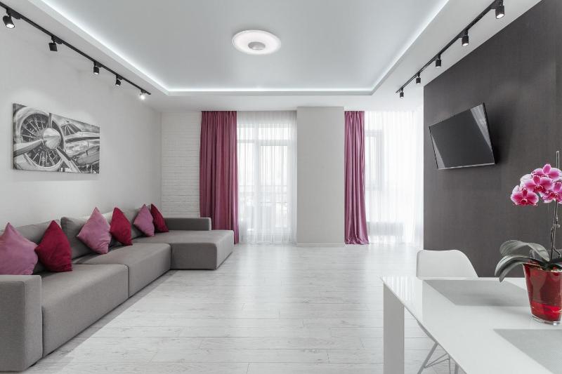 Studio Apartment with Sea View image 2