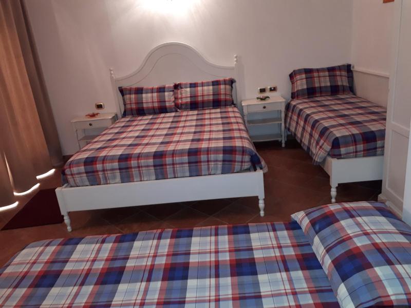 Quadruple Room with Garden View image 4